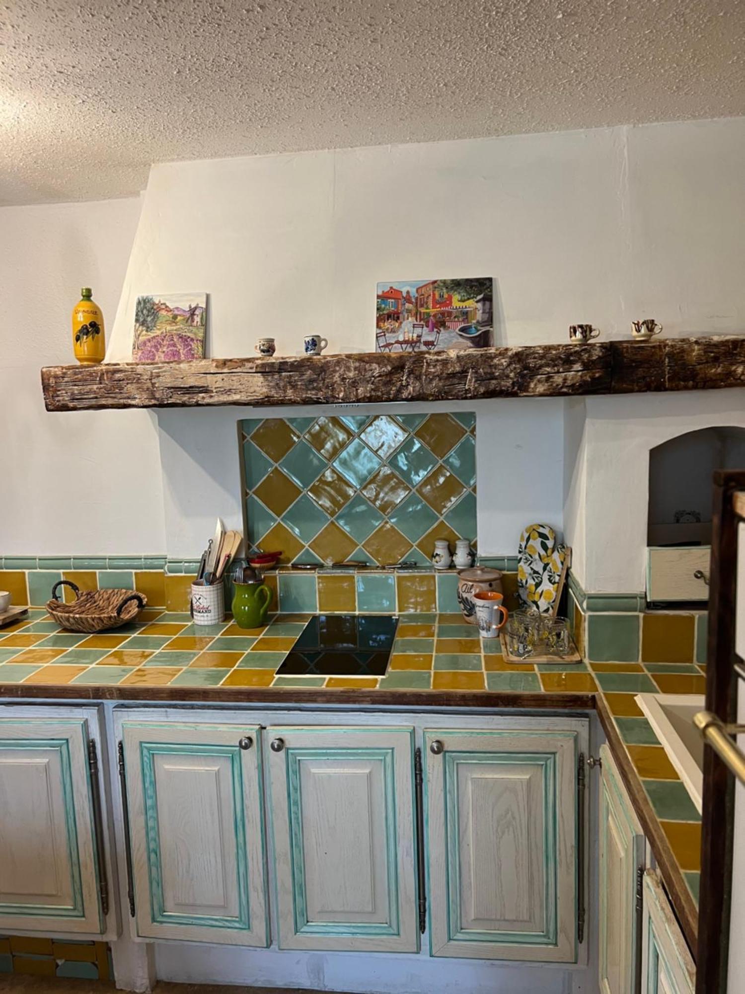 Chez Dragos Centre Ville Lauris Екстериор снимка